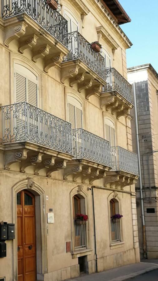 Bed and Breakfast Casa Di Hilde Шикли Экстерьер фото
